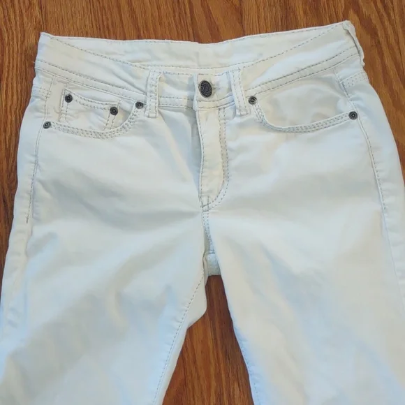 Women’s Skinny Jeans in White with Gray Contrast Stitching - Picture 2 of 7